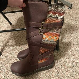 Boc Born Concept Marghera Tall Boots Wool Pattern Faux Brown Leather size 8
